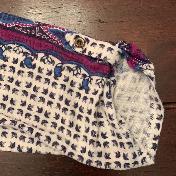 Lucky brand three-quarter sleeves size medium half button pull over top - Picture 5 of 5